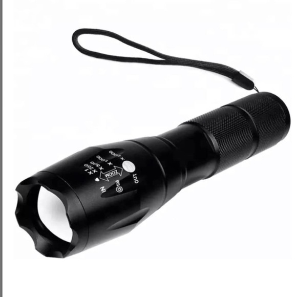 Tactical Flashlight, Adjustable Focus, Battery Powered Waterproof 1000 Lumen LED - Picture 1 of 8